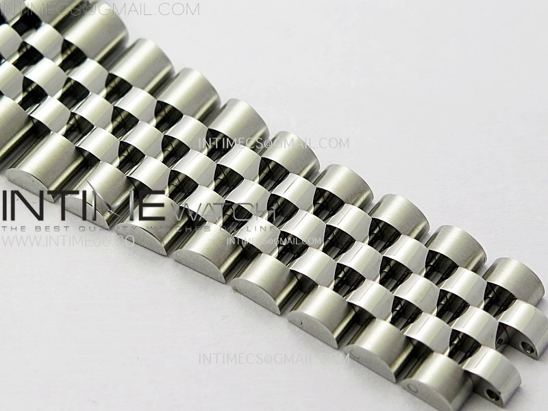 datejust-41-126300-904l-ss-vsf-1-1-best-edition-black-dial-on-jubilee-bracelet-vs3235 (5).jpg