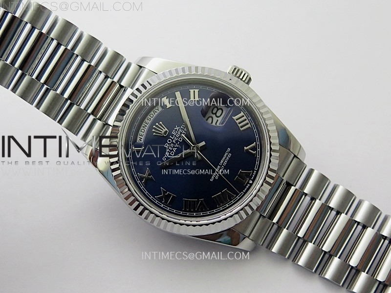 day-date-128239-gain-weight-ss-qf-1-1-best-edition-blue-dial-roman-markers-on-ss-president-bracelet (1).jpg