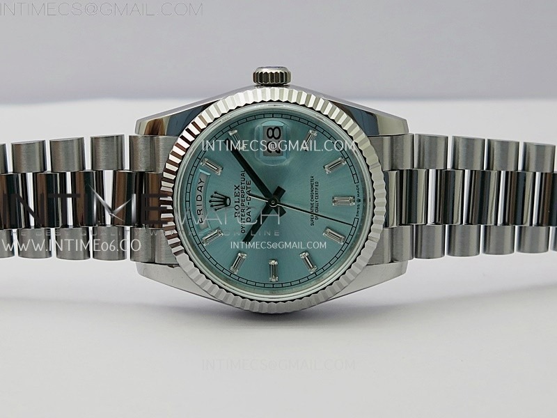day-date-128239-gain-weight-ss-qf-1-1-best-edition-ice-blue-dial-diamond-markers-on-ss-president-bracelet (2).jpg
