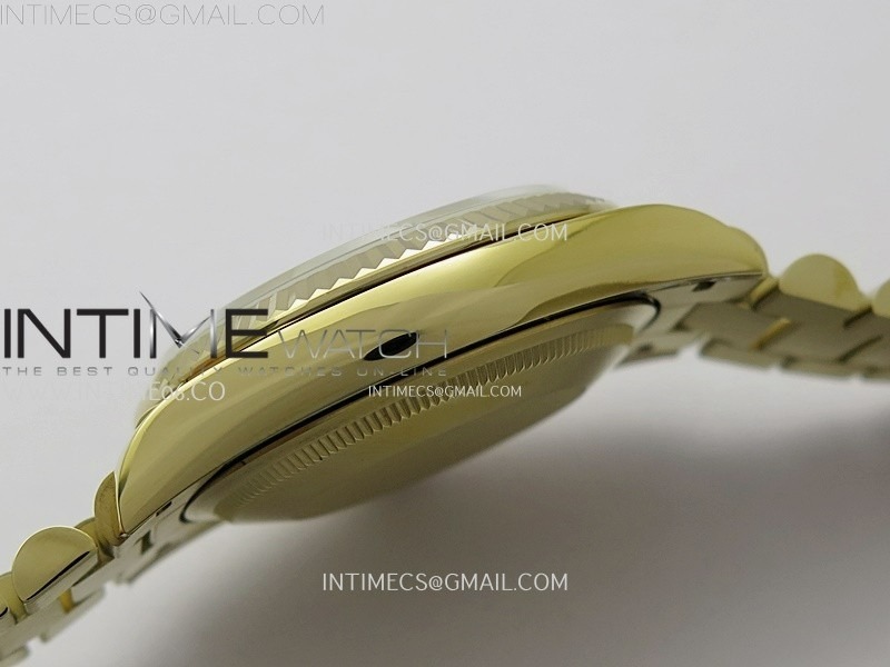 day-date-128238-gain-weight-yg-qf-1-1-best-edition-white-dial-roman-markers-on-yg-president-bracelet (4).jpg