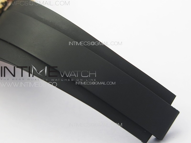 yacht-master-126655-rg-vsf-1-1-best-edition-black-ceramic-bezel-on-oysterflex-rubber-strap-vs3235 (5).jpg