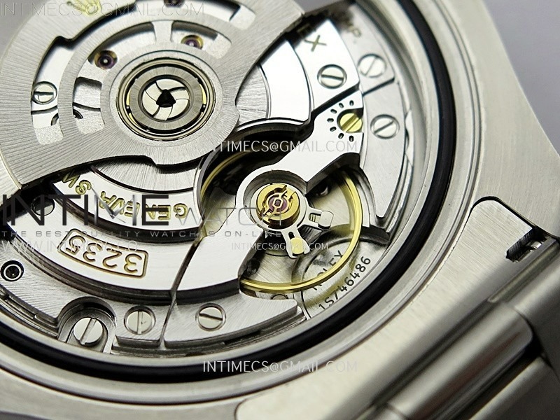 yacht-master-126622-904l-vsf-1-1-best-edition-rhodium-dial-on-ss-bracelet-vs3235 (10).jpg
