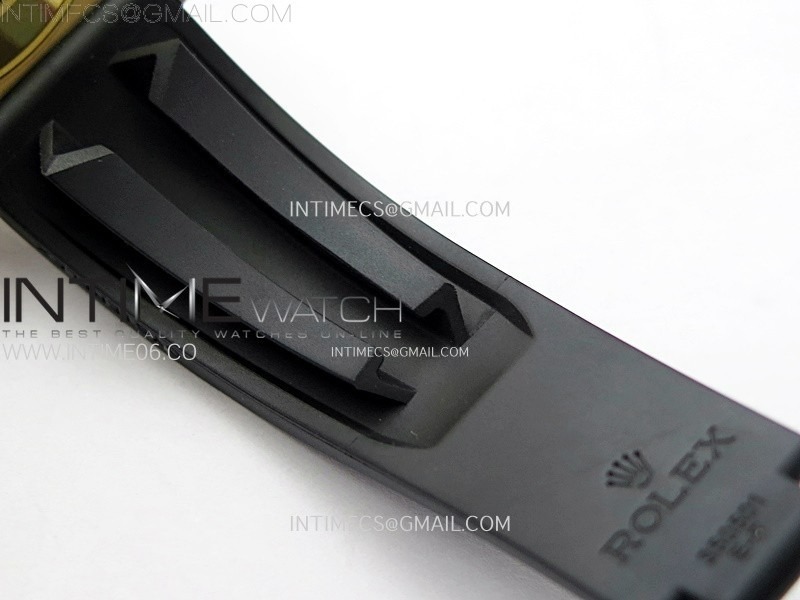 daytona-116518-yg-apsf-1-1-best-edition-yg-dial-black-subdail-on-oysterflex-rubber-strap-sh4130 (8).jpg