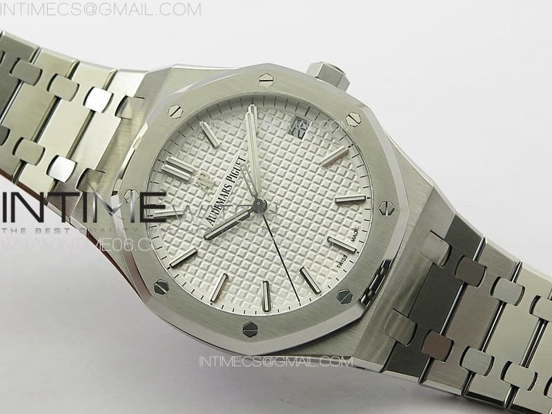 royal-oak-41mm-15500-ss-apsf-11-best-edition-silver-textured-dial-on-ss-bracelet-a4302-super-clone (1).jpg