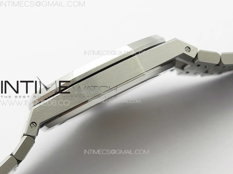 royal-oak-41mm-15500-ss-apsf-11-best-edition-silver-textured-dial-on-ss-bracelet-a4302-super-clone (4).jpg