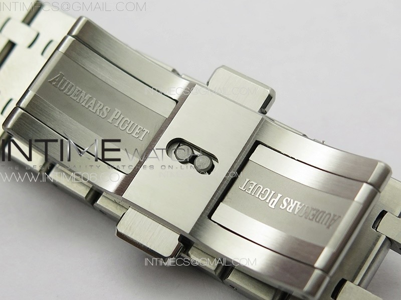 royal-oak-41mm-15500-ss-apsf-11-best-edition-blue-textured-dial-on-ss-bracelet-a4302-super-clone (8).jpg