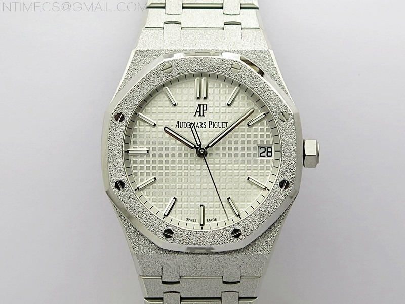 royal-oak-41mm-15500-frosted-ss-apsf-1-1-best-edition-silver-textured-dial-on-frosted-ss-bracelet-sa4302-super-clone.jpg