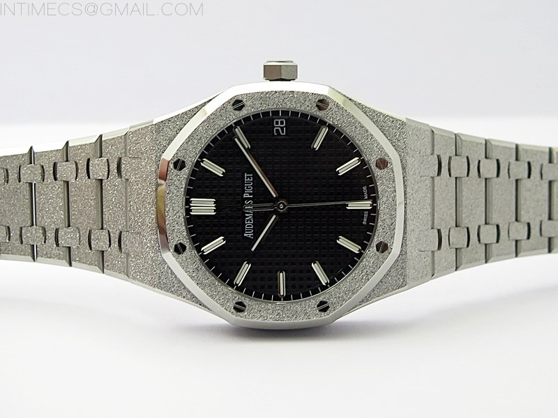 royal-oak-41mm-15500-frosted-ss-apsf-1-1-best-edition-black-textured-dial-on-frosted-ss-bracelet-sa4302-super-clone (2).jpg