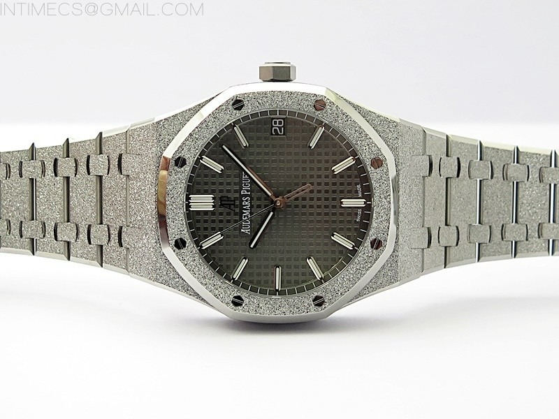royal-oak-41mm-15500-frosted-ss-apsf-1-1-best-edition-gray-textured-dial-on-frosted-ss-bracelet-sa4302-super-clone (2).jpg