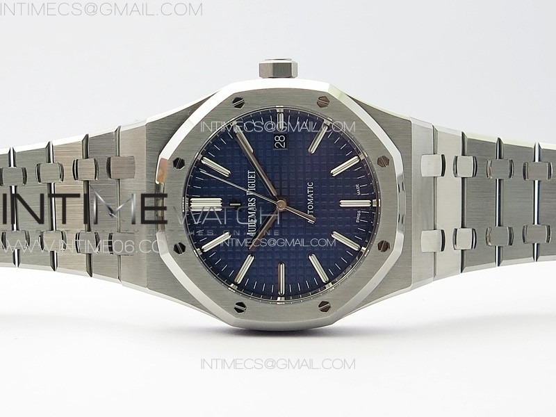 royal-oak-41mm-15400-ss-zf-1-1-best-edition-blue-textured-dial-on-ss-bracelet-sa3120-super-clone (2).jpg