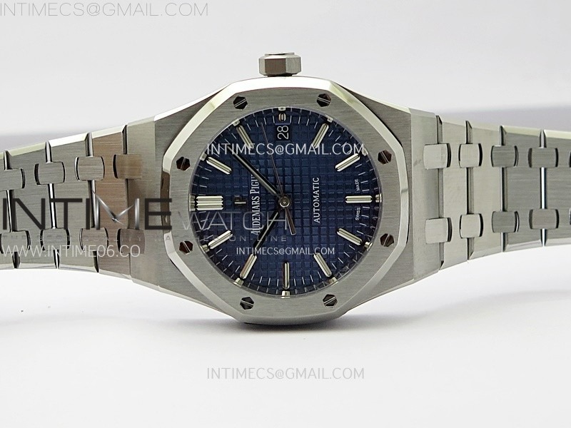royal-oak-37mm-15450-ss-zf-1-1-best-edition-blue-textured-dial-on-ss-bracelet-sa3120-super-clone (2).jpg