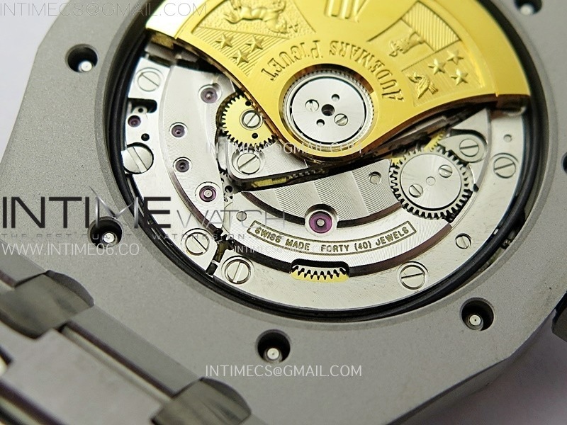 royal-oak-37mm-15450-ss-zf-1-1-best-edition-blue-textured-dial-on-ss-bracelet-sa3120-super-clone (10).jpg