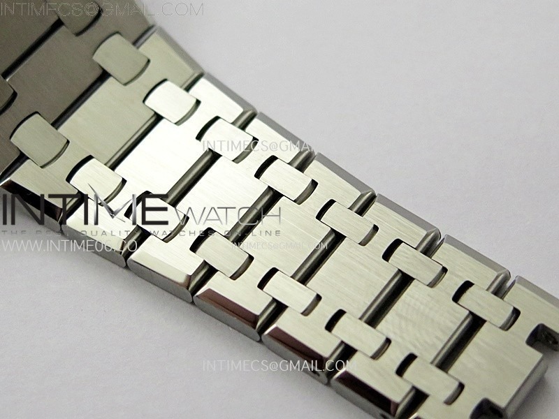 royal-oak-37mm-15450-ss-zf-1-1-best-edition-white-textured-dial-on-ss-bracelet-sa3120-super-clone (5).jpg