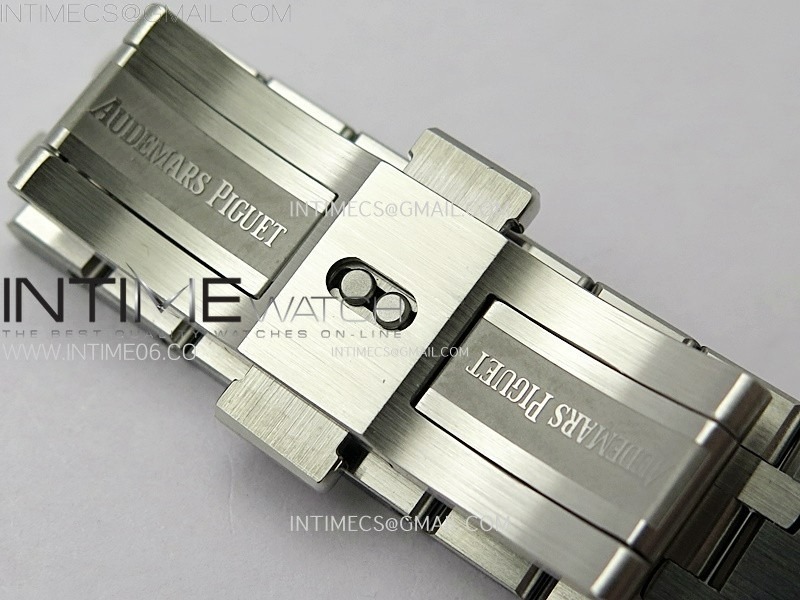 royal-oak-37mm-15450-ss-apsf-11-best-edition-black-textured-dial-on-ss-bracelet-sa3120-super-clone (8).jpg