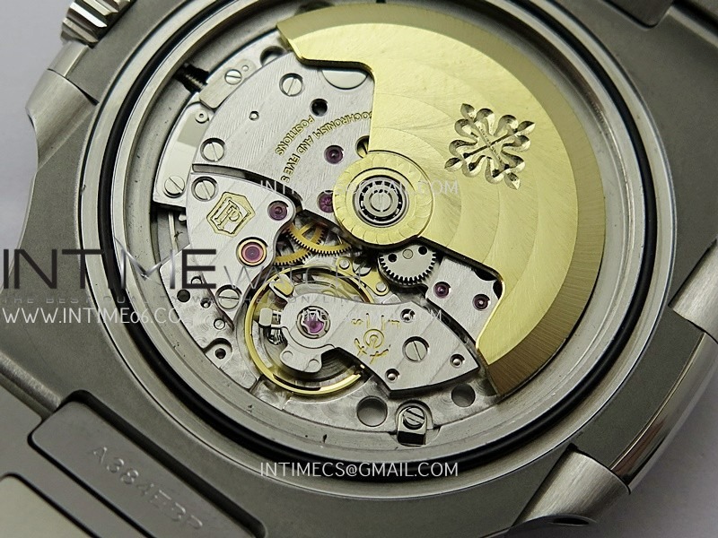 nautilus-57111a-ss-ddf-11-best-edition-white-textured-dial-on-ss-bracelet-super-clone-324 (10).jpg