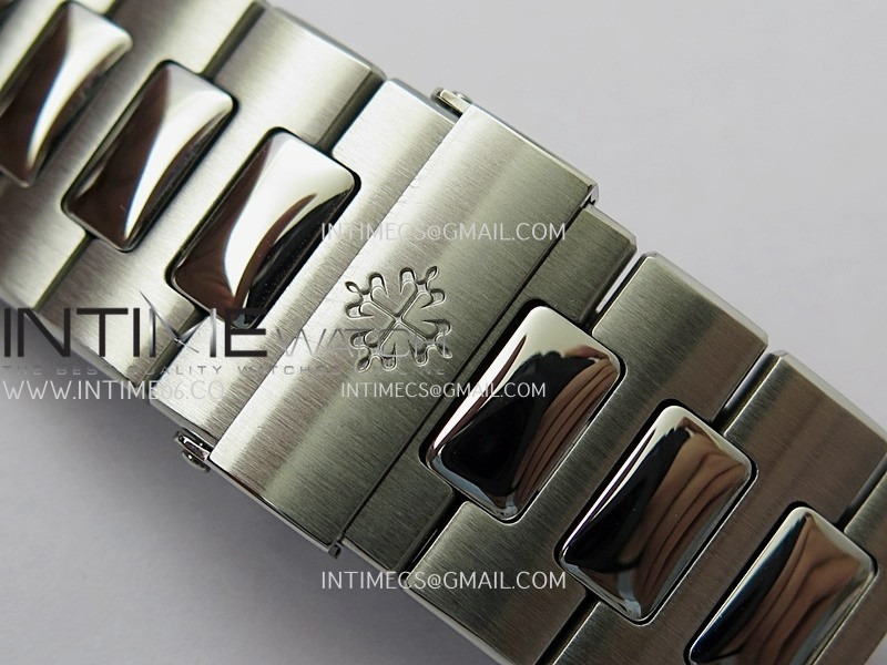 nautilus-57111a-ss-ddf-11-best-edition-tiffany-blue-textured-dial-on-ss-bracelet-super-clone-324 (7).jpg