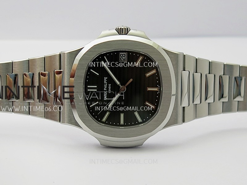 nautilus-57111a-ss-ddf-11-best-edition-green-textured-dial-on-ss-bracelet-super-clone-330 (2).jpg