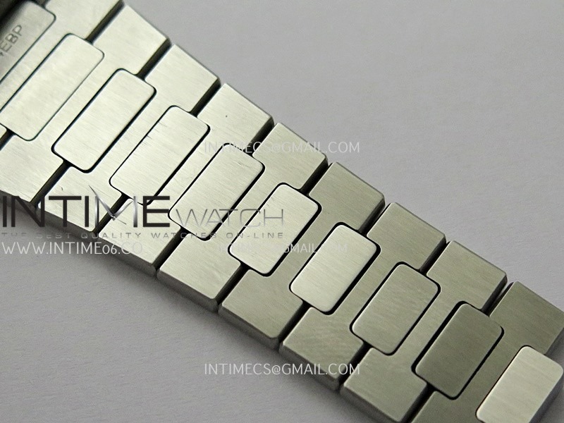 nautilus-57111a-ss-ddf-11-best-edition-green-textured-dial-on-ss-bracelet-super-clone-330 (6).jpg