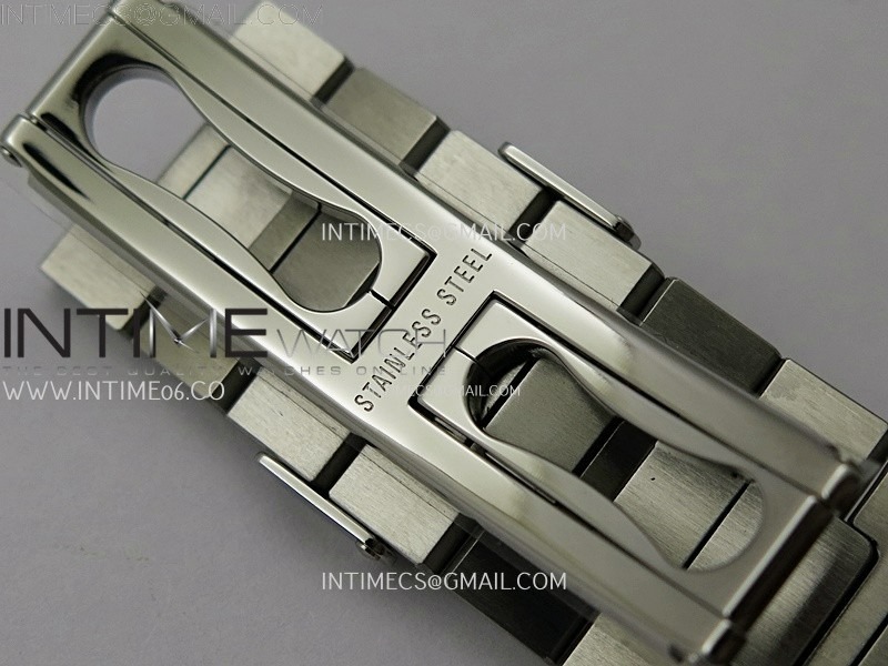 nautilus-5712-1a-001-ss-ppf-1-1-latest-and-best-edition-blue-dial-on-ss-bracelet-ppf240-v3free-tool (8).jpg