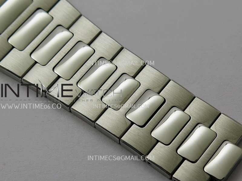 nautilus-5712-1a-001-ss-ppf-11-v4-best-edition-blue-dial-on-ss-bracelet-ppf240-free-tool (5).jpg