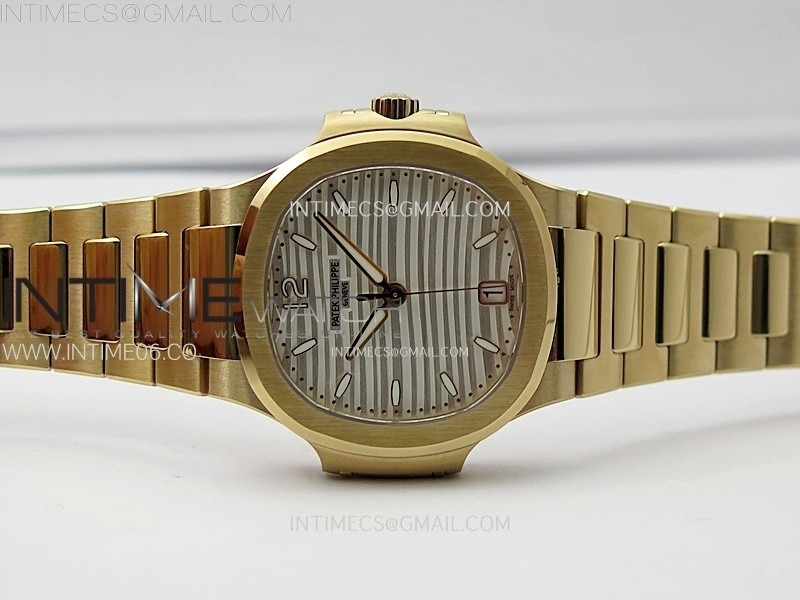nautilus-7118-new-version-ladies-rg-ppf-1-1-best-edition-white-dial-on-rg-bracelet-a324-super-clone (2).jpg