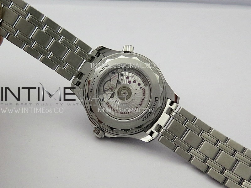 seamaster-diver-300m-blue-ceramic-bezel-v4-vsf-11-best-edition-blue-dial-on-ss-bracelet-super-clone-asian-8800 (9).jpg