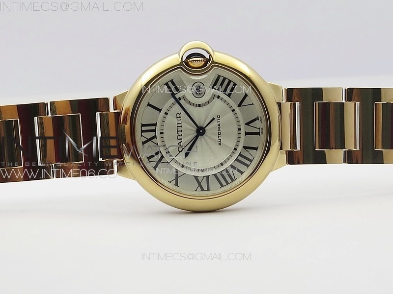 ballon-bleu-42mm-rg-3kf-11-best-edition-white-texture-dial-on-ss-bracelet-a2824 (2).jpg