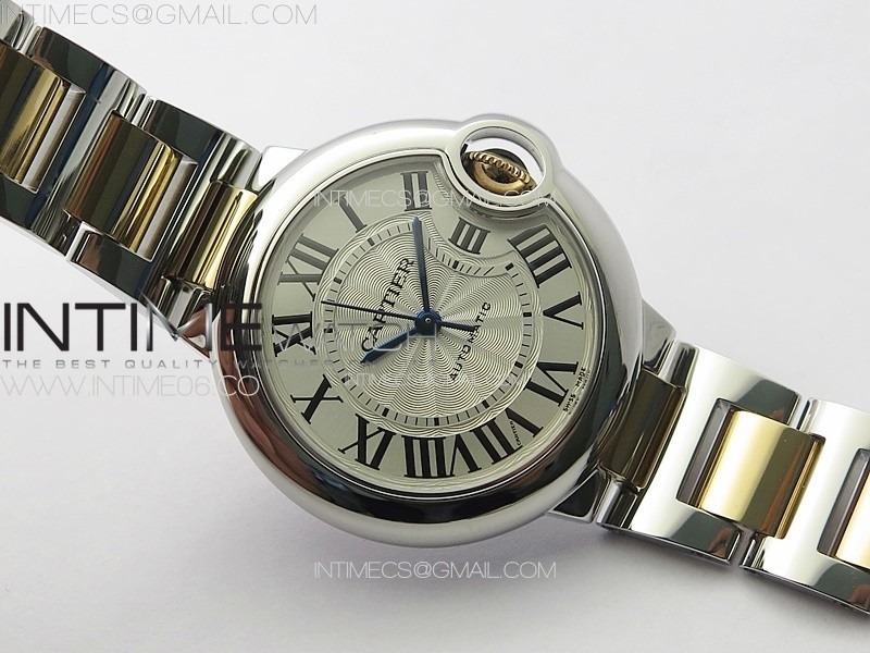 ballon-bleu-33mm-ssrg-3kf-11-best-edition-white-textured-dial-on-ss-bracelet-a076 (1).jpg