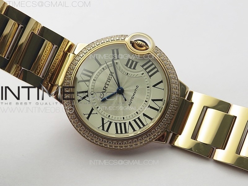 ballon-bleu-36mm-double-diamonds-bezel-rg-3kf-11-best-edition-white-textured-dial-on-ss-bracelet-a076 (1).jpg