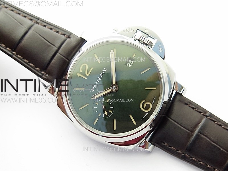 pam1329-y-ss-vsf-1-1-best-edition-green-sun-dial-on-black-leather-strap-asian-p900 (1).jpg
