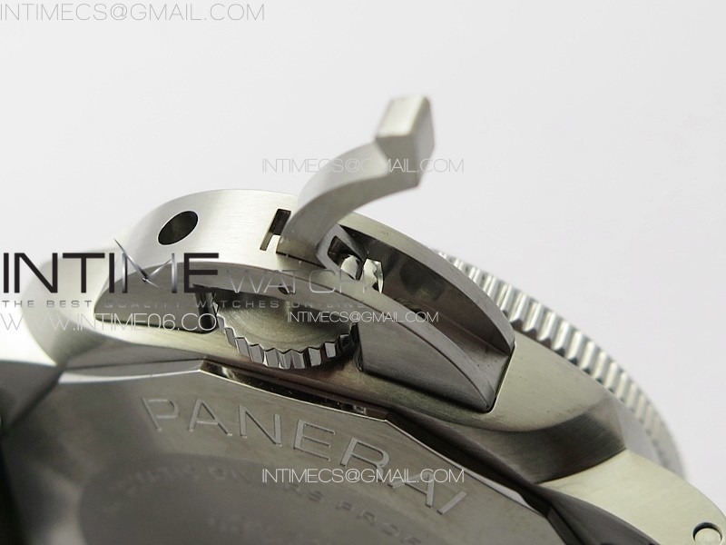 pam1226-y-vsf-1-1-best-edition-white-dial-on-green-rubber-strap-p900-super-clone (4).jpg
