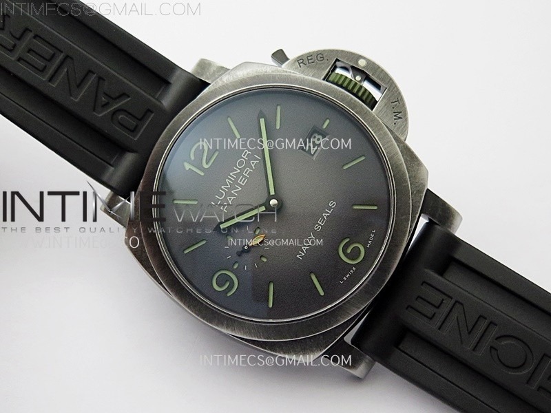 pam1412-z-satin-polished-steel-vsf-11-best-edition-green-shaed-dial-on-black-rubber-strap-asian-p9010-super-clone (1).jpg