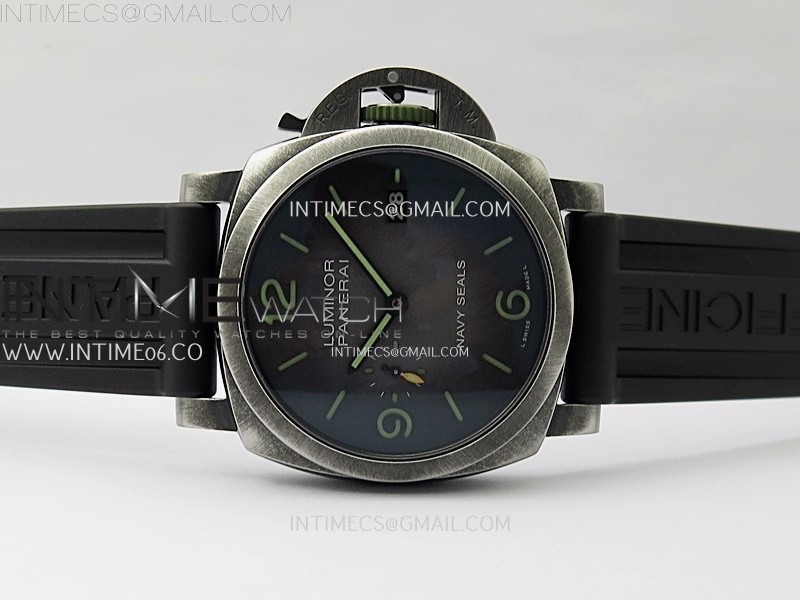 pam1412-z-satin-polished-steel-vsf-11-best-edition-green-shaed-dial-on-black-rubber-strap-asian-p9010-super-clone (2).jpg