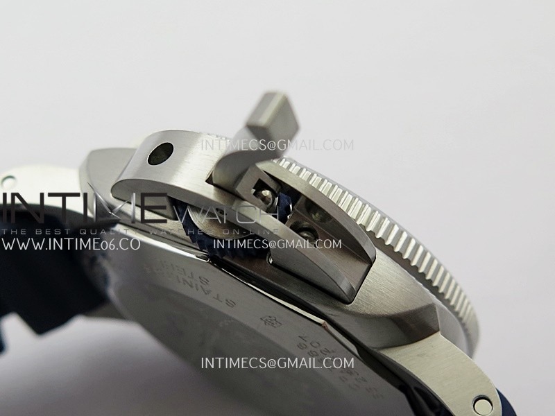 pam1696-44mm-submersible-vsf-11-best-edition-white-dial-on-blue-rubber-strap-p900-super-clone (4).jpg