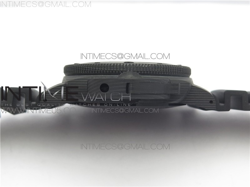 pam960-carbotech-42mm-vsf-best-edition-black-dial-blue-markers-on-rubber-strap-p9010-clone (6).jpg