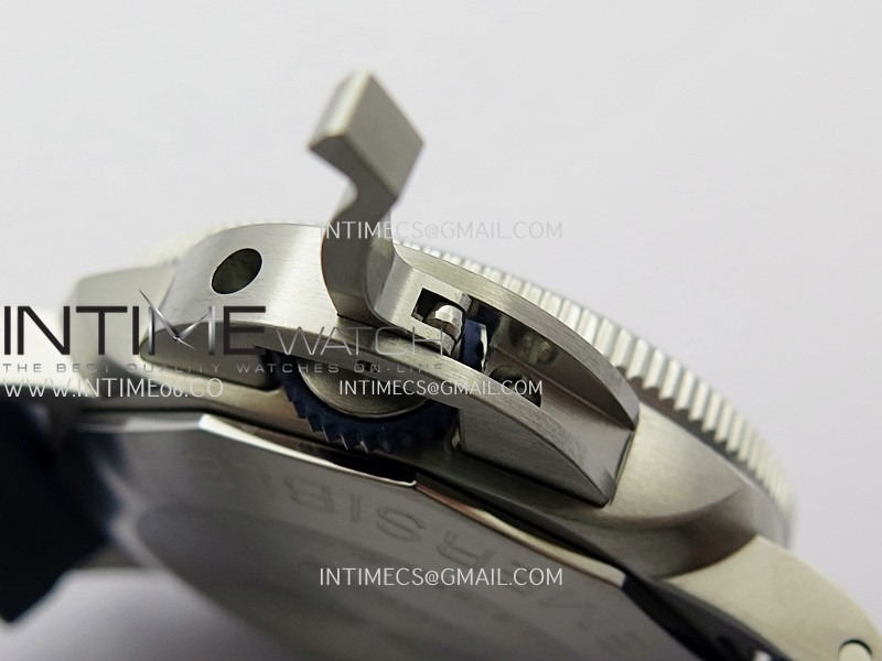 pam1676-44mm-submersible-vsf-11-best-edition-blue-dial-on-blue-rubber-strap-p900-super-clone (4).jpg