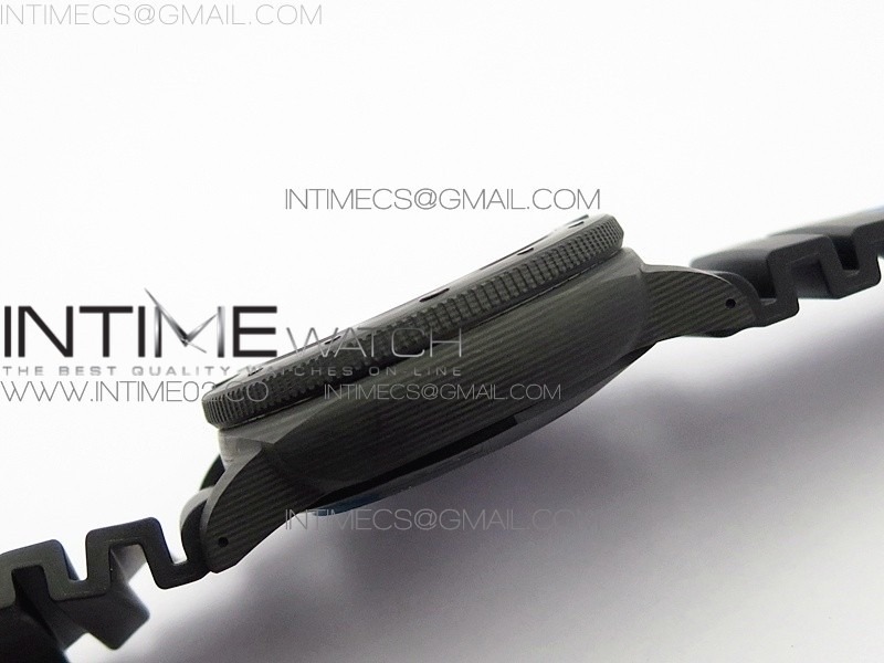pam616-carbotech-v3-vsf-best-edition-on-blue-logo-black-rubber-strap-p9000 (4).jpg