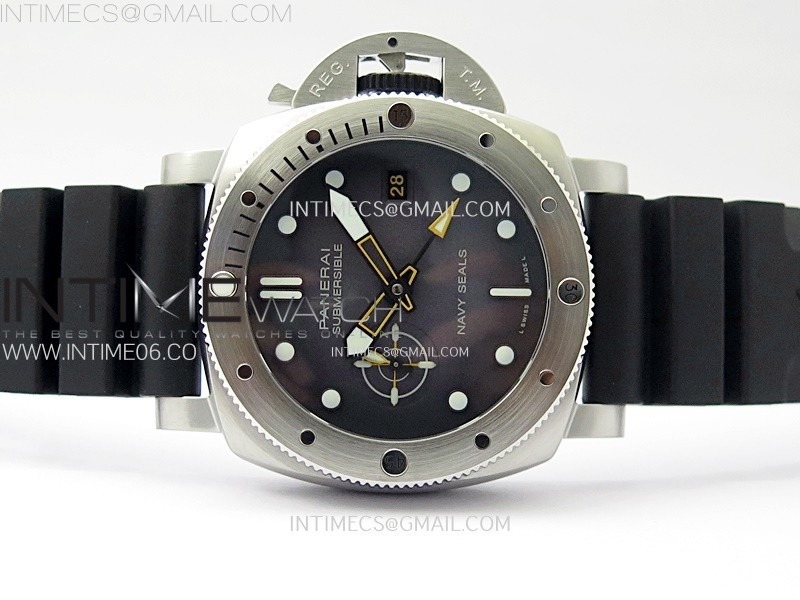 pam1323-y-gmt-vsf-1-1-best-edition-dark-gray-dial-on-black-rubber-strap-p9011 (2).jpg