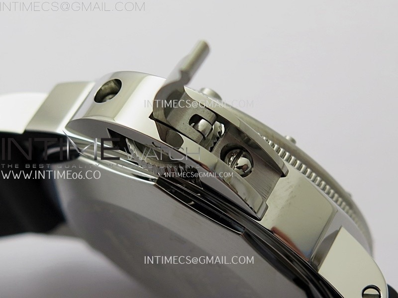 pam1024-submersible-44mm-vsf-best-edition-black-dial-on-black-rubber-strap-p900 (4).jpg