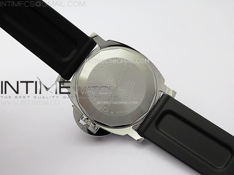pam1024-submersible-44mm-vsf-best-edition-black-dial-on-black-rubber-strap-p900 (9).jpg