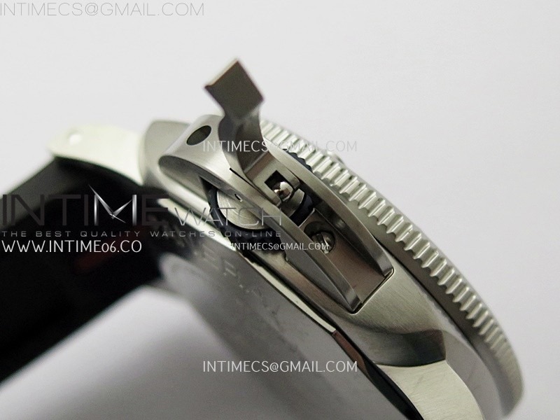 pam1391-submersible-44mm-vsf-1-1-best-edition-blue-dial-on-blue-kevlar-composite-strap-p900 (4).jpg