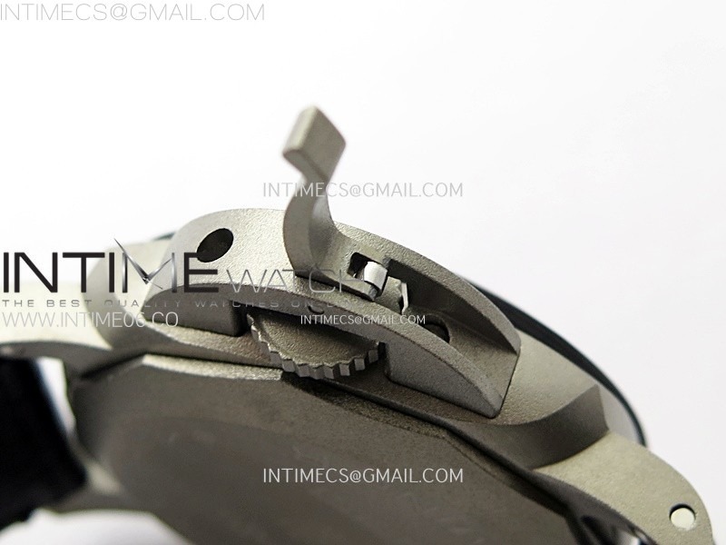 pam1279-x-luminor-gmt-42mm-titanium-vsf-1-1-best-edition-blue-dial-on-black-leather-strap-p9011-super-clone (4).jpg