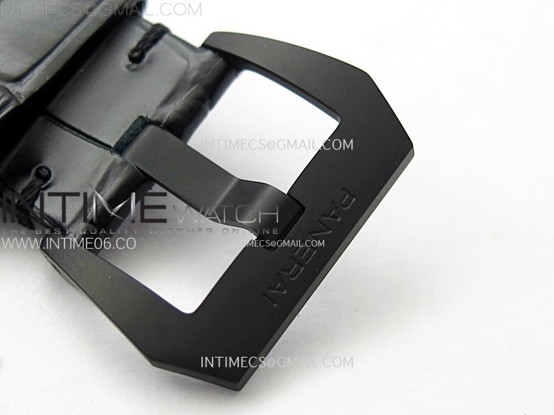 pam1096-w-luminor-gmt-42mm-titanium-vsf-1-1-best-edition-black-dial-on-black-leather-strap-p9011-super-clone (6).jpg