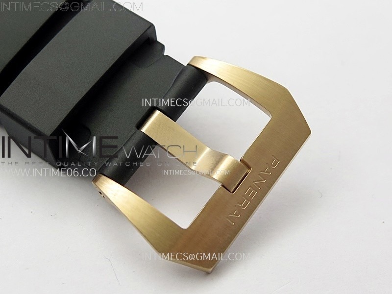 pam2164-luminor-submersible-42mm-rg-vsf-1-1-best-edition-on-black-rubber-strap-asian-p900 (6).jpg