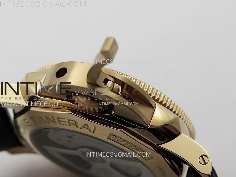 pam974-luminor-submersible-rg-vsf-1-1-best-edition-on-black-leather-strap-op-xxxiv-clone (4).jpg