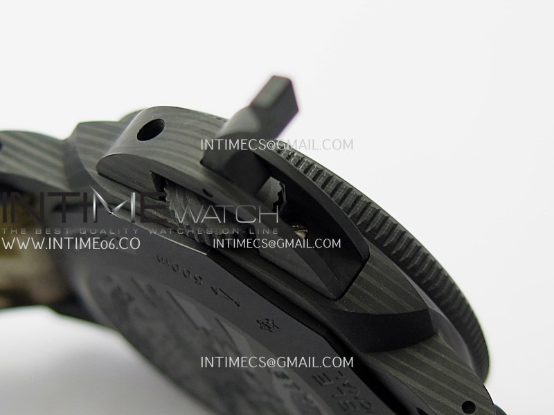 pam1513-submersible-44mm-vsf-11-best-edition-gray-ombre-dial-on-camouflage-strap-p900 (4).jpg