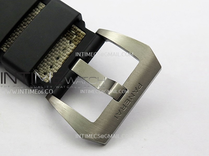 pam1669-carbotech-47mm-vsf-11-best-edition-ombre-black-dial-blue-markers-on-camouflage-strap-p900-clone (6).jpg