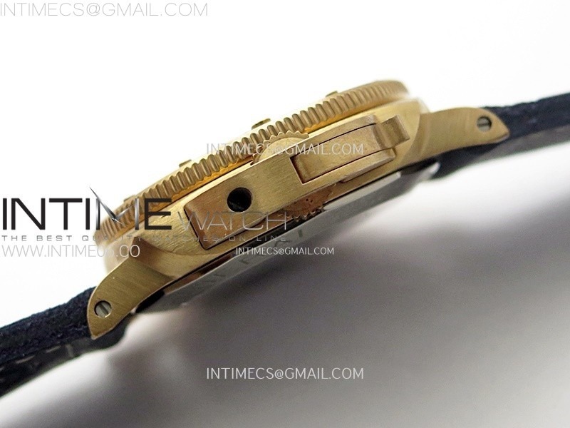 pam1074-w-bronzo-vsf-1-1-best-edition-blue-dial-on-blue-calfskin-strap-p900-clone (3).jpg