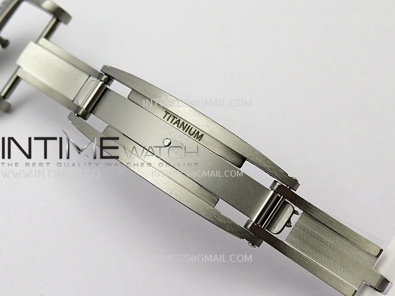 rm035-01-white-carbon-zf-best-edition-skeleton-dial-on-white-rubber-strap-super-clone-rmul2 (6).jpg