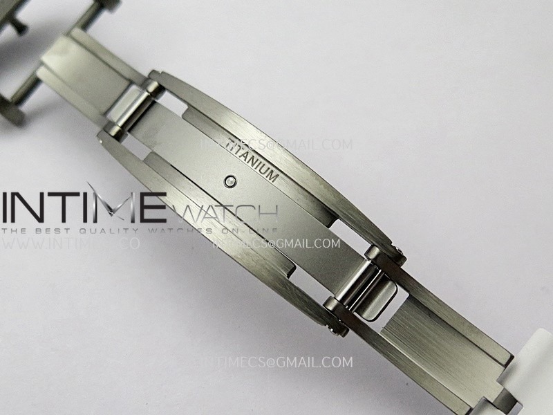 rm055-black-inner-bezel-blackwhite-ceramic-apsf-11-best-edition-on-black-rubber-strap-rmul2-super-clone (6).jpg